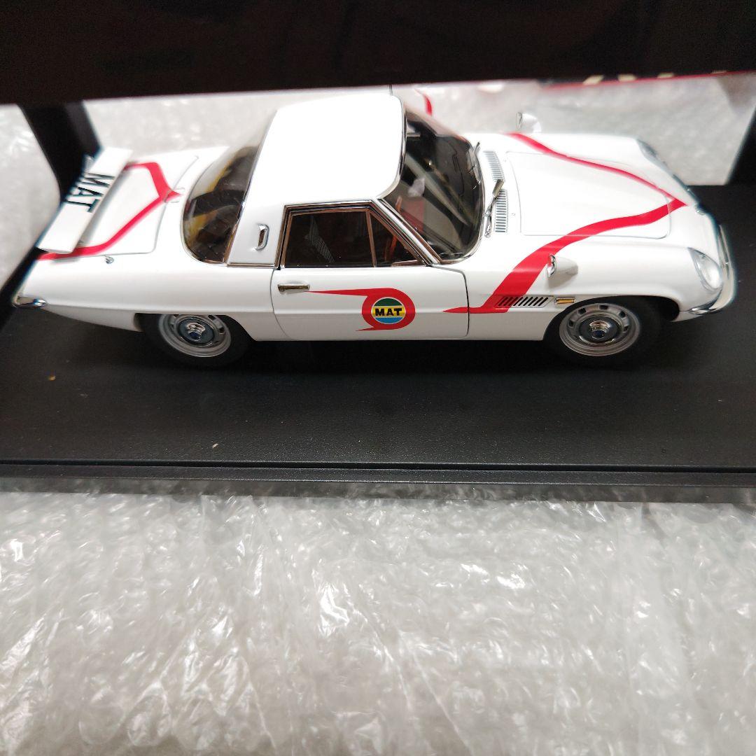 1/18　オートアート　マットビハイクル　帰ってきたウルトラマン