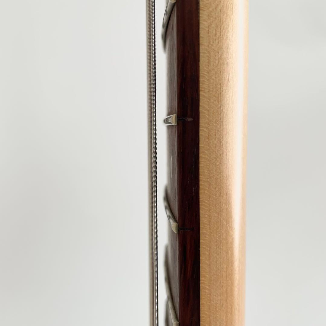 【美品】Traveler Guitar escape ヘッドレスベース