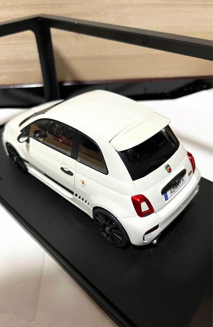 ミニカー SOLIDO 1/18 FIAT NUOVA 500 ABARTH 595