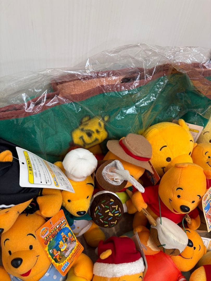 プーさん　イーヨー　ディズニー　まとめ売り　レアな商品あり　ぬいぐるみ　新品あり