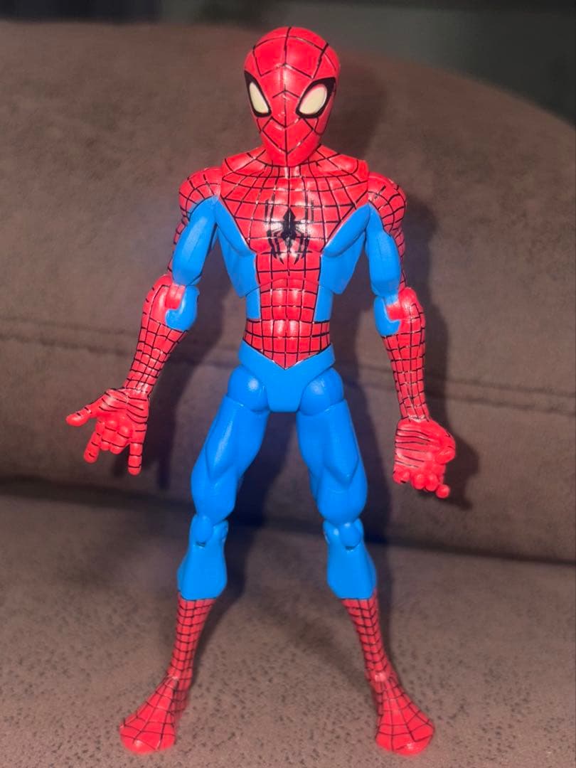 入手困難　ハズブロ　スペクタキュラースパイダーマン