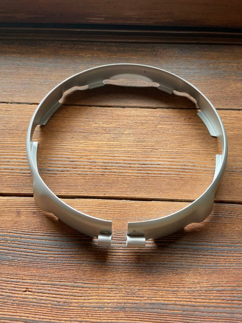 ドゥカティ純正スクランブラーヘッドライトフレーム