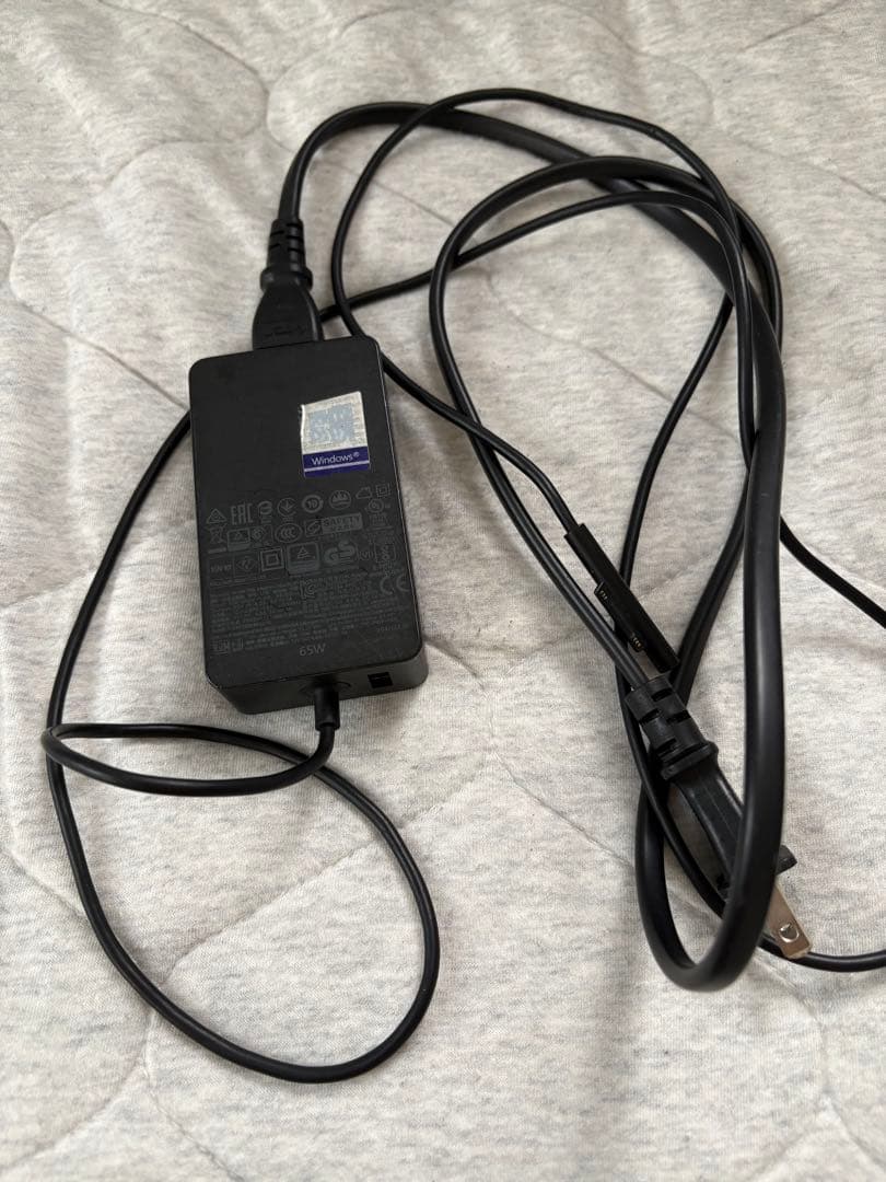 【最終値下げ品】Surface Pro 7 core-i5 8GB 238GB