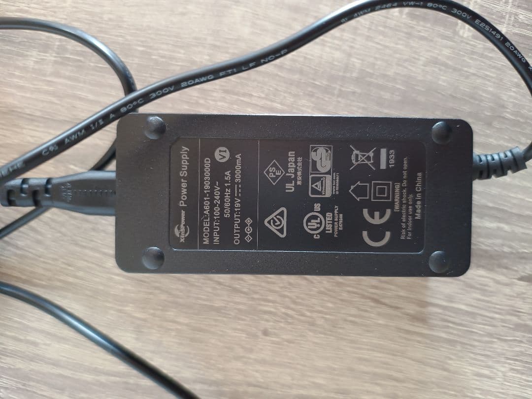 ドン・キホーテ発売　ディスプレイ一体型PC「MONIPA」訳アリ