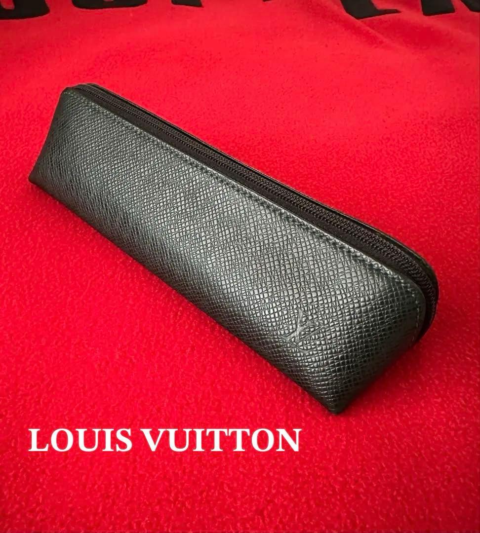 ✨超レア・販売終了品✨LOUIS VUITTON タイガ 『大型ペンケース』