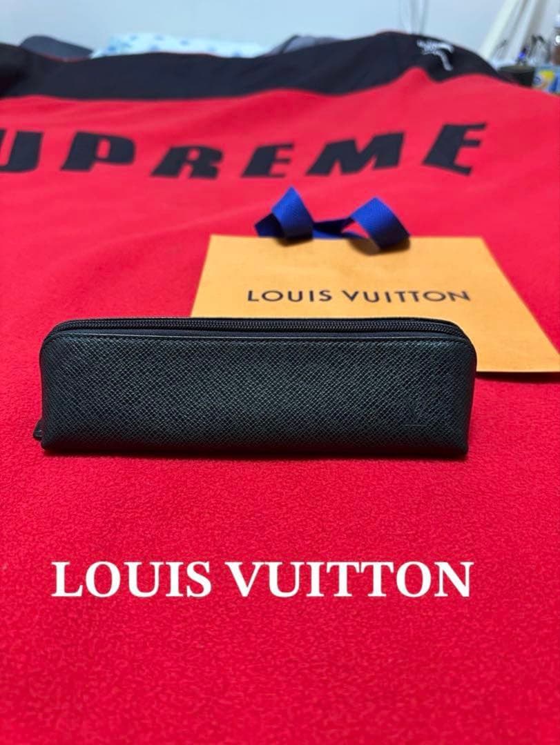 ✨超レア・販売終了品✨LOUIS VUITTON タイガ 『大型ペンケース』