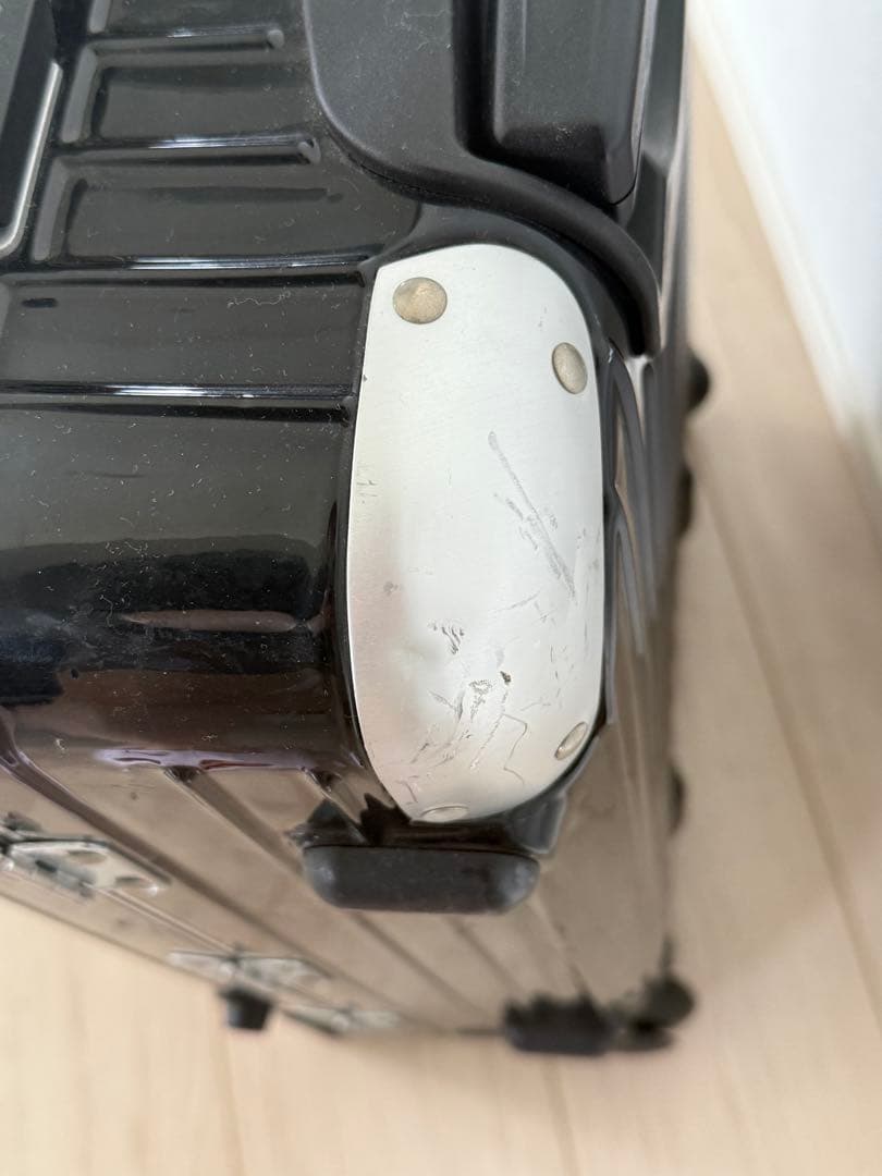 Rimowa 機内持ち込み可スーツケース