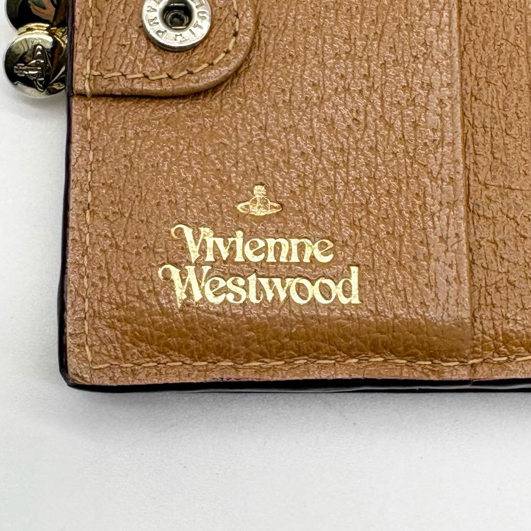 【極美品】ヴィヴィアンウエストウッド レザー 二つ折り財布 オーブ 型押し ロゴ