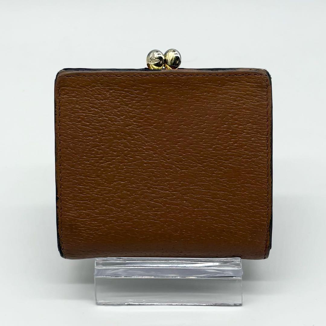 【極美品】ヴィヴィアンウエストウッド レザー 二つ折り財布 オーブ 型押し ロゴ