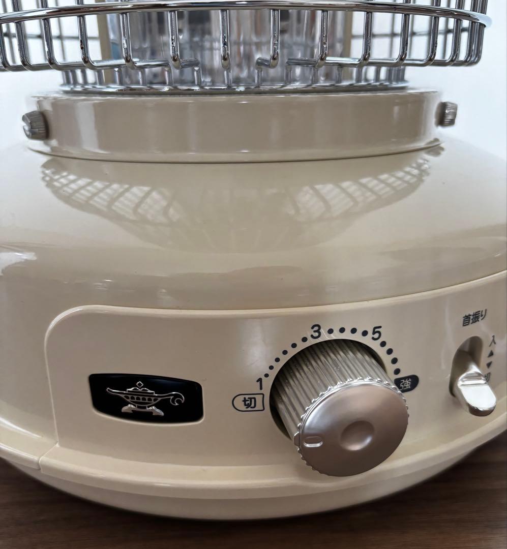 アラジン　グラファイトフレームヒーター＊ホワイト