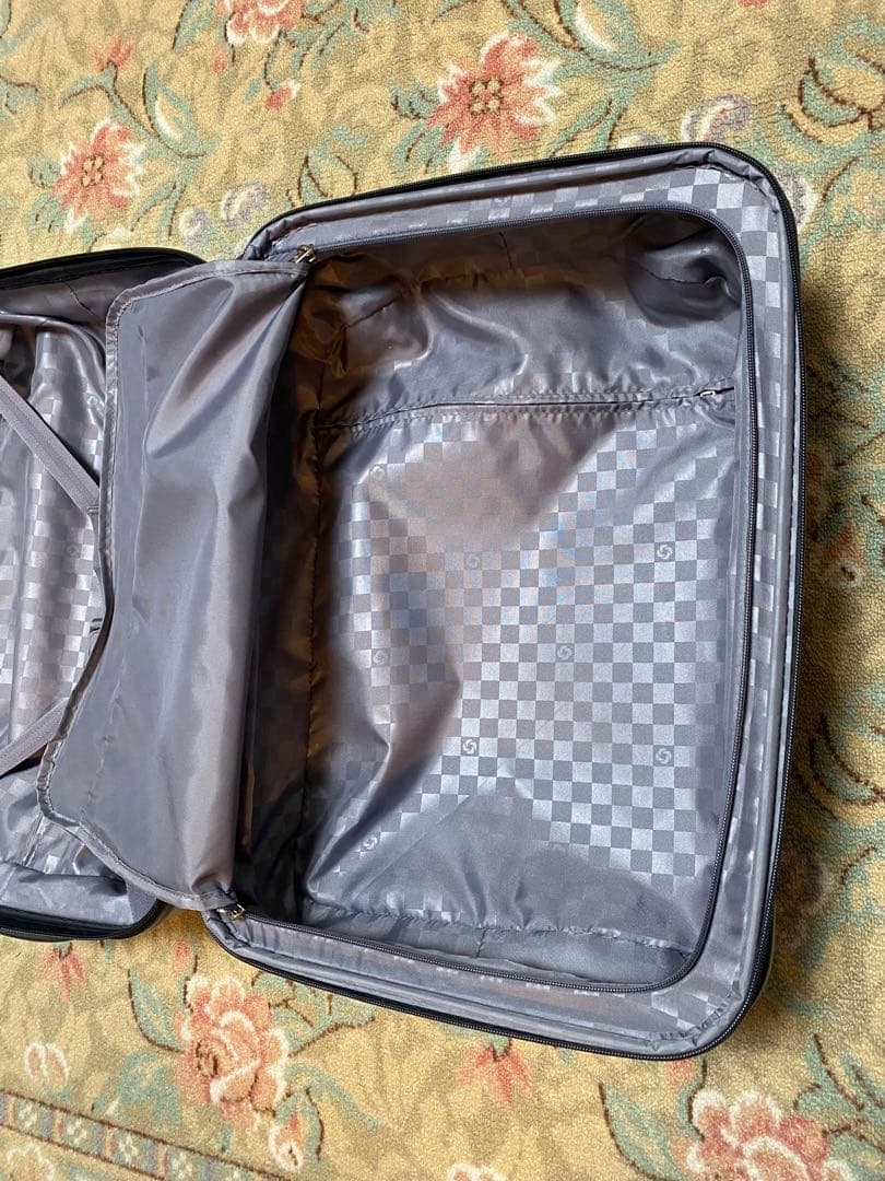 Samsoniteサムソナイト 拡張付きスーツケース/キャリーケース