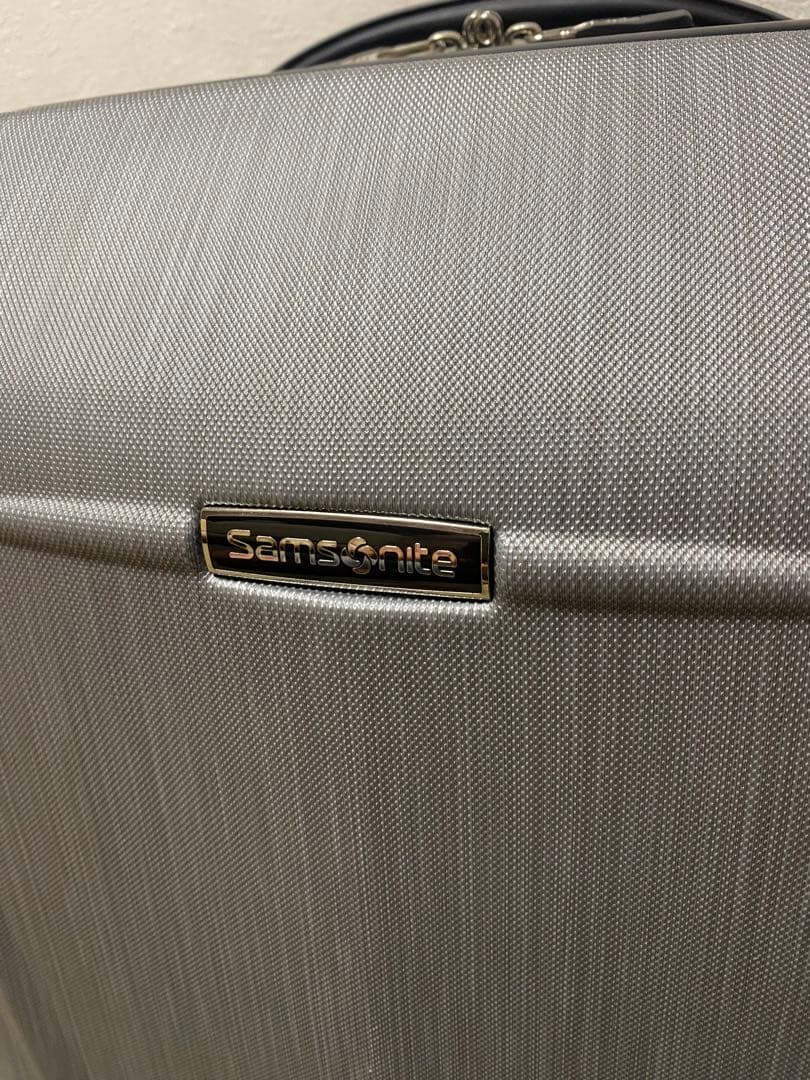 Samsoniteサムソナイト 拡張付きスーツケース/キャリーケース
