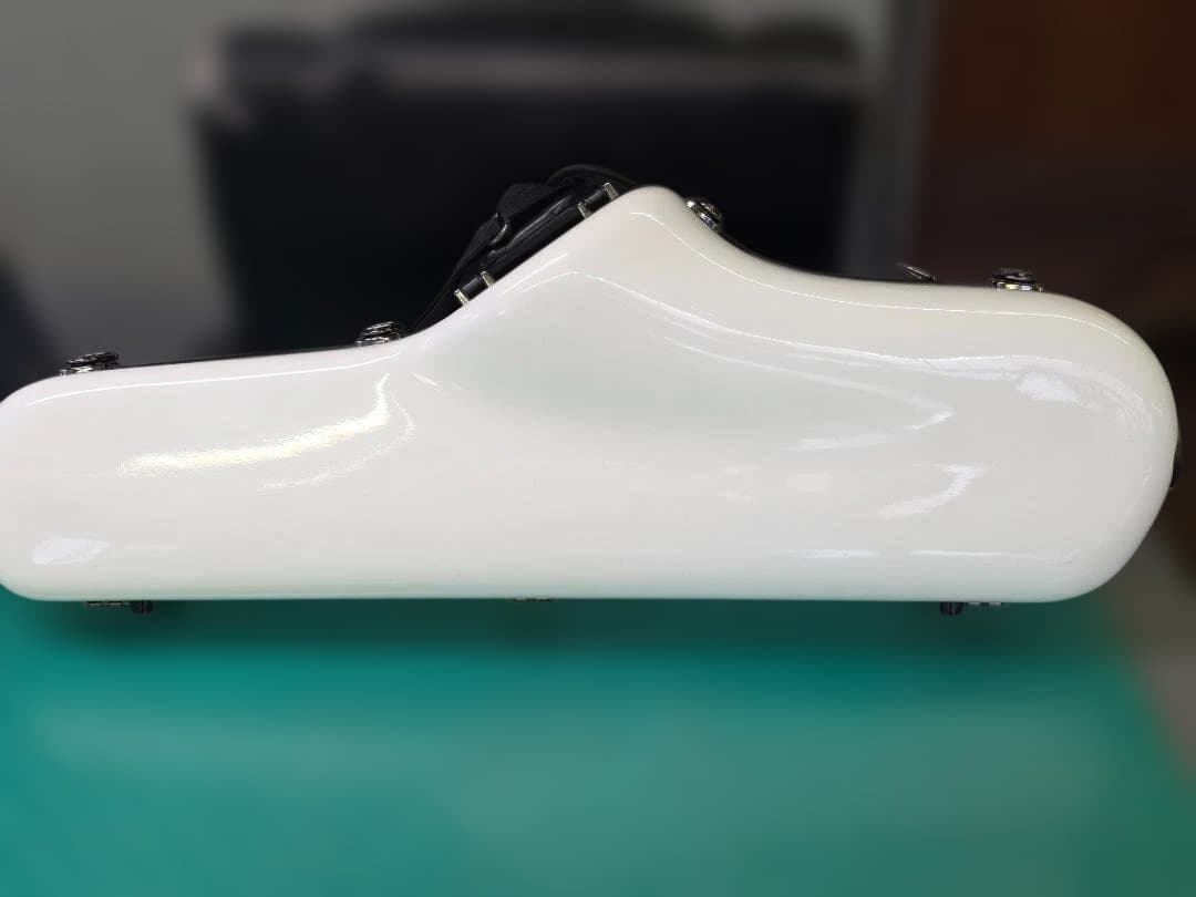 CCシャイニーケース テナーサックス用 ホワイト