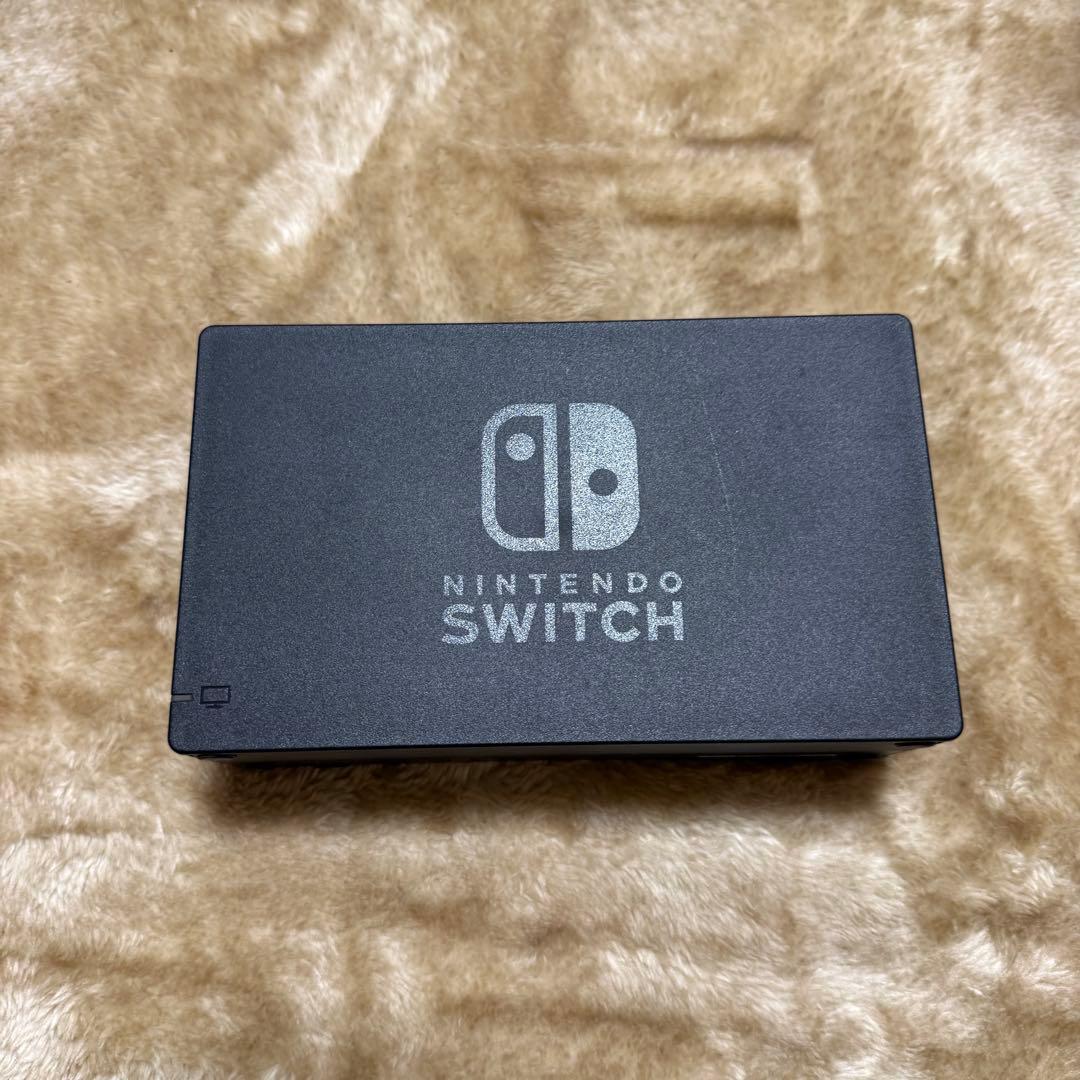 Nintendo Switch 本体 グリーンとピンクのジョイコン