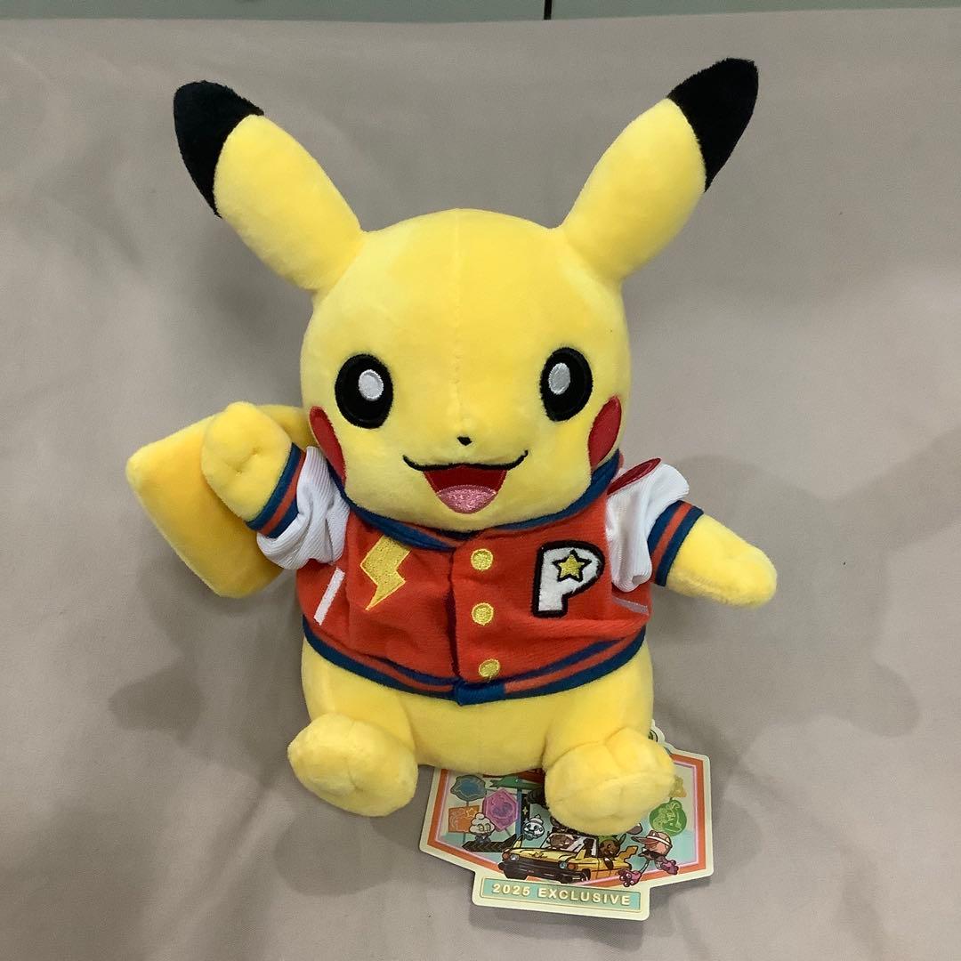 WCS アナハイム　ピカチュウ　オレンジジャケット　ぬいぐるみ