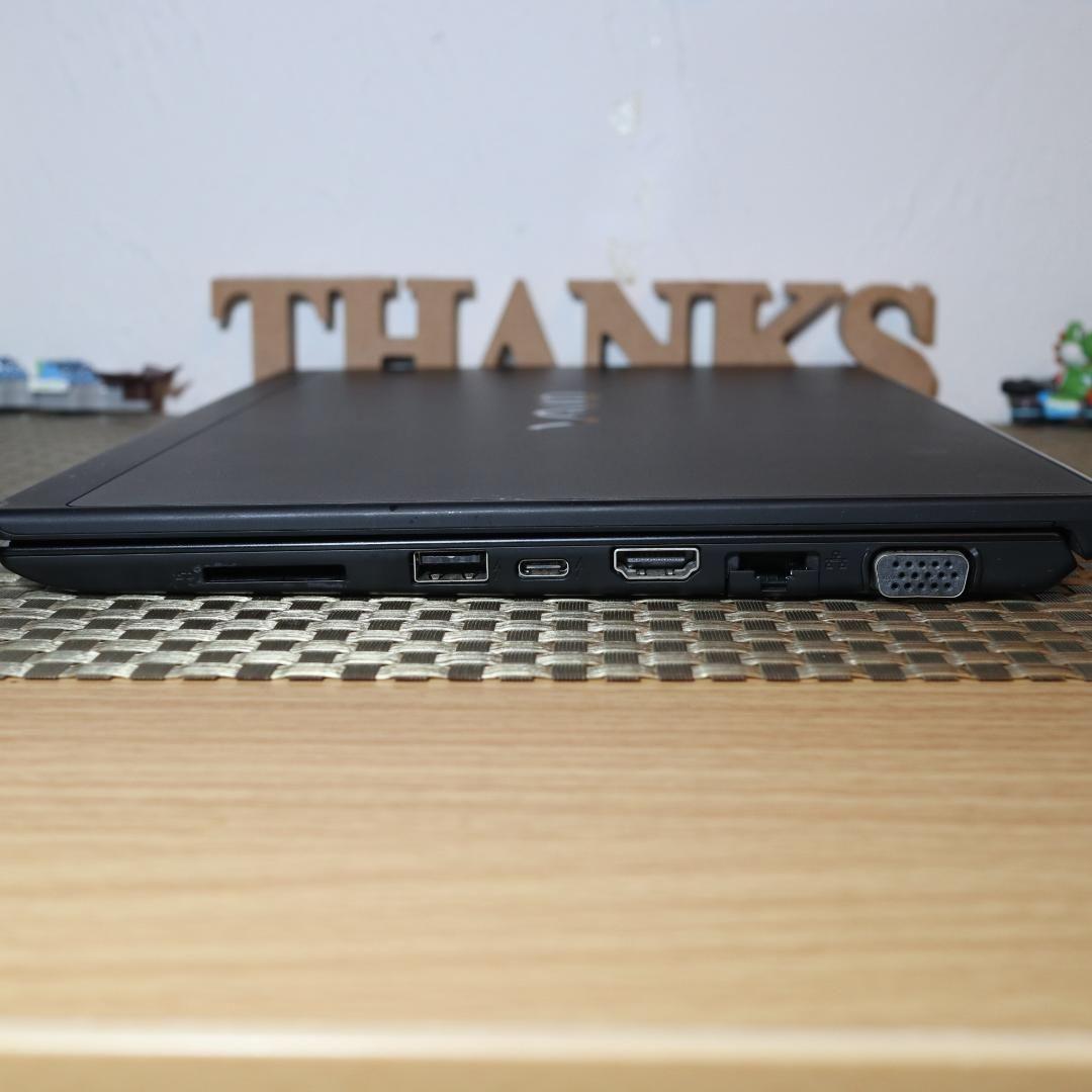 Win11公式対応VAIO8世代Corei7/SSD/メ8/FHD/無線/カメラ