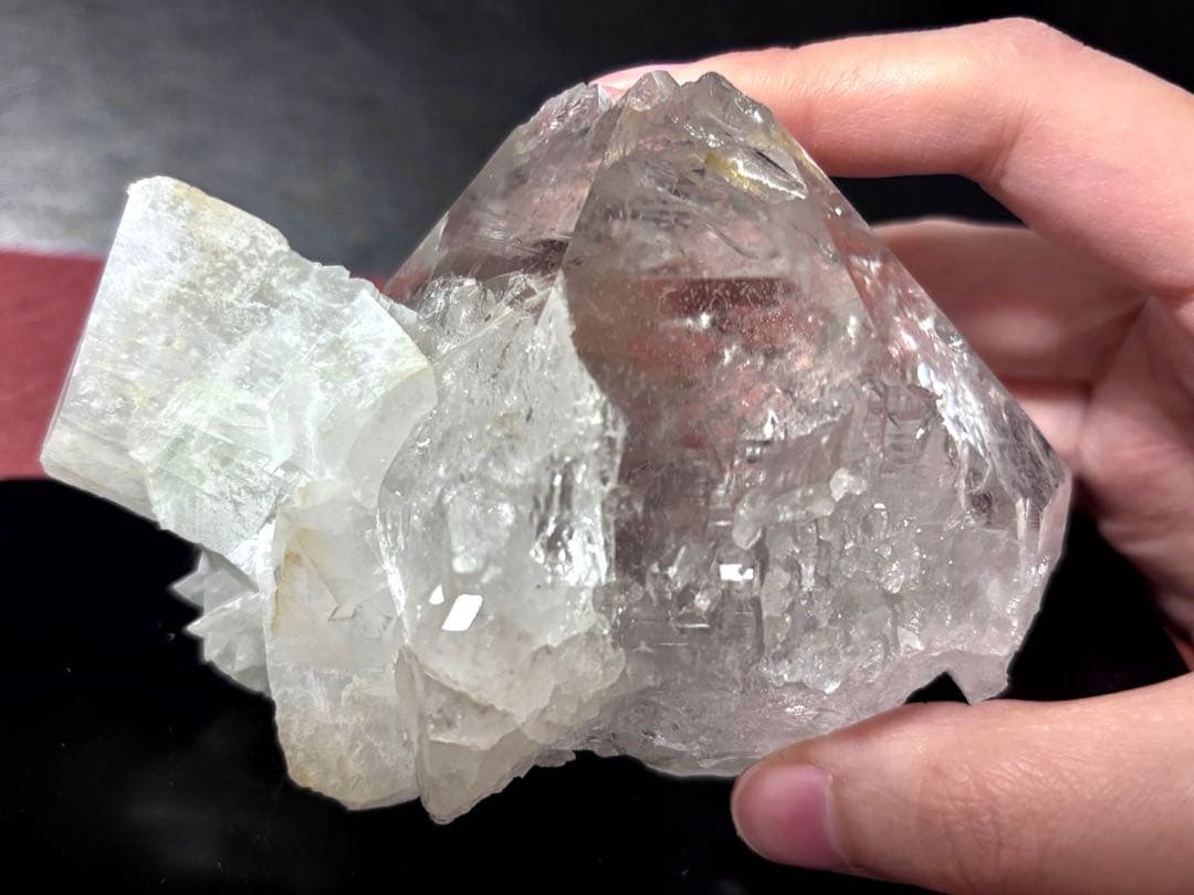 【超希少】天然ヒマラヤ水晶 (K2の麓スカルドゥ産)ビソライトインクォーツ