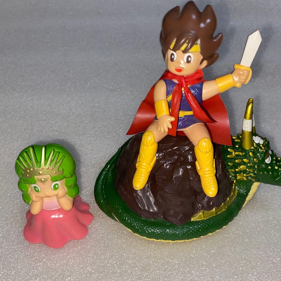 ロマンシア フレディ王子＆ドラゴン フィギュア ソフビ 　ファミコン