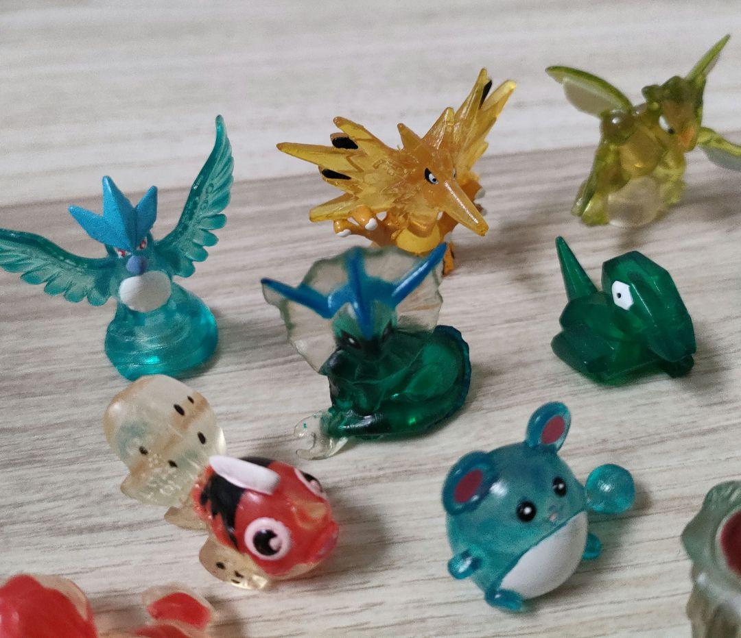 ポケモン　クリア素材 ガチャガチャ　フィギュア　年代物　平成レトロ