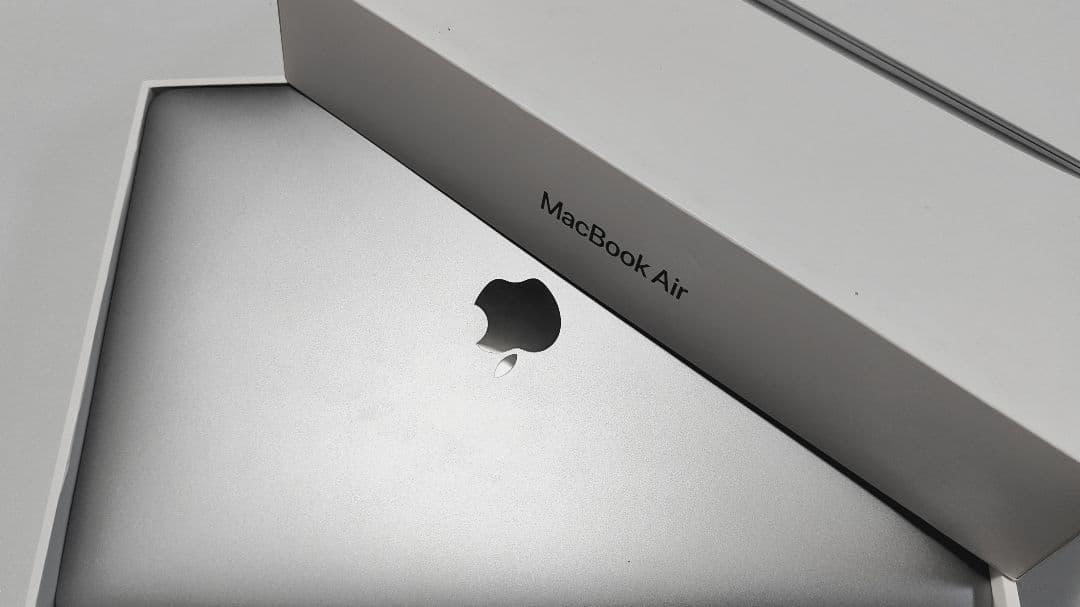MacBook Air シルバー 本体