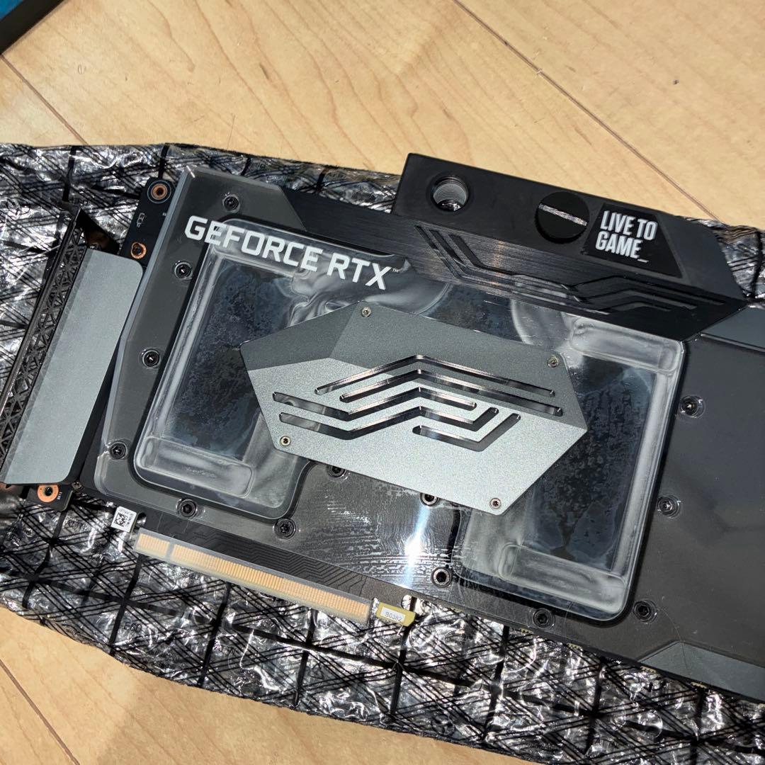 ZOTAC ZT-A30900Q-30P RTX 3090 グラフィックボード