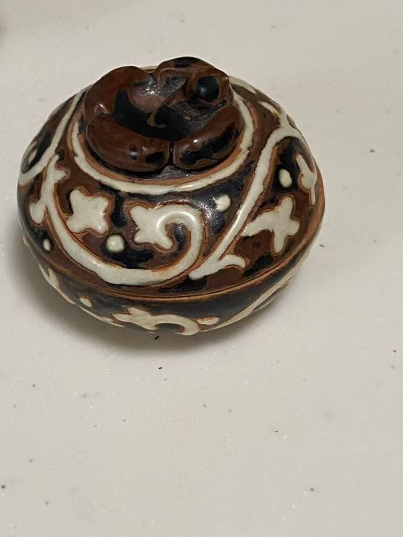 中国美術 磁州窯 白褐釉唐草文 柿香合 唐物 希 少品 古玩