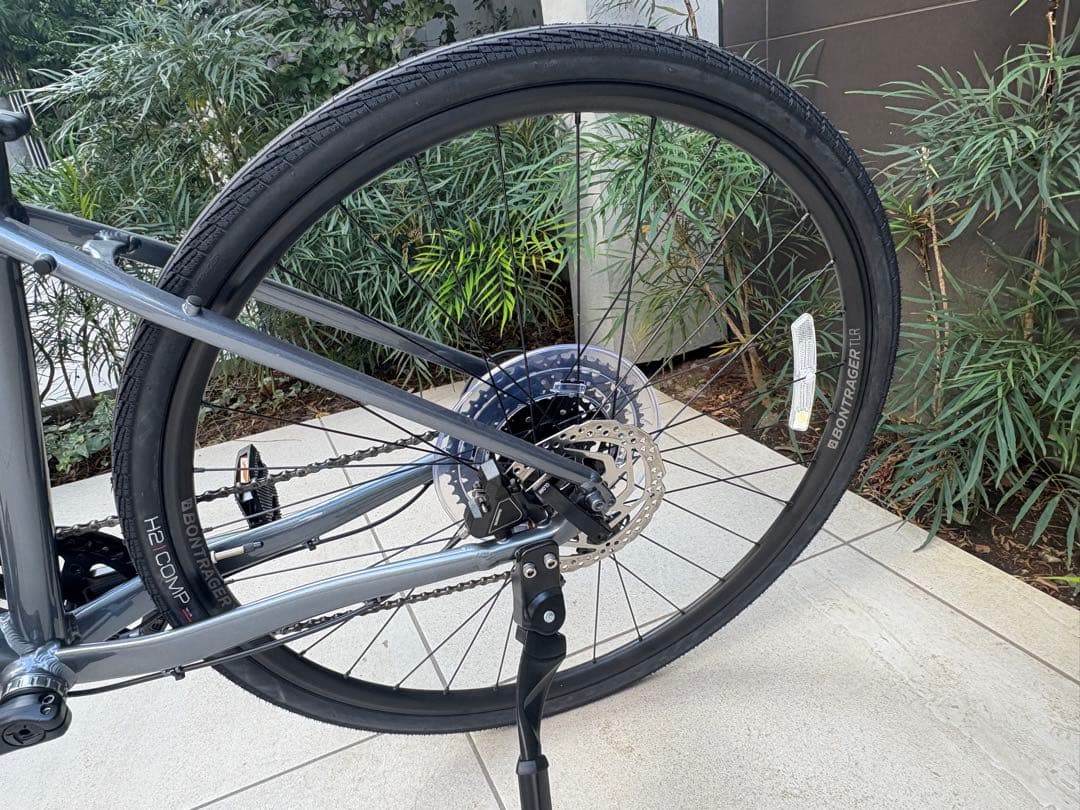 も*ぺ様 トレック FX3 グレー サイズM 【東京引き取り限定】TREK