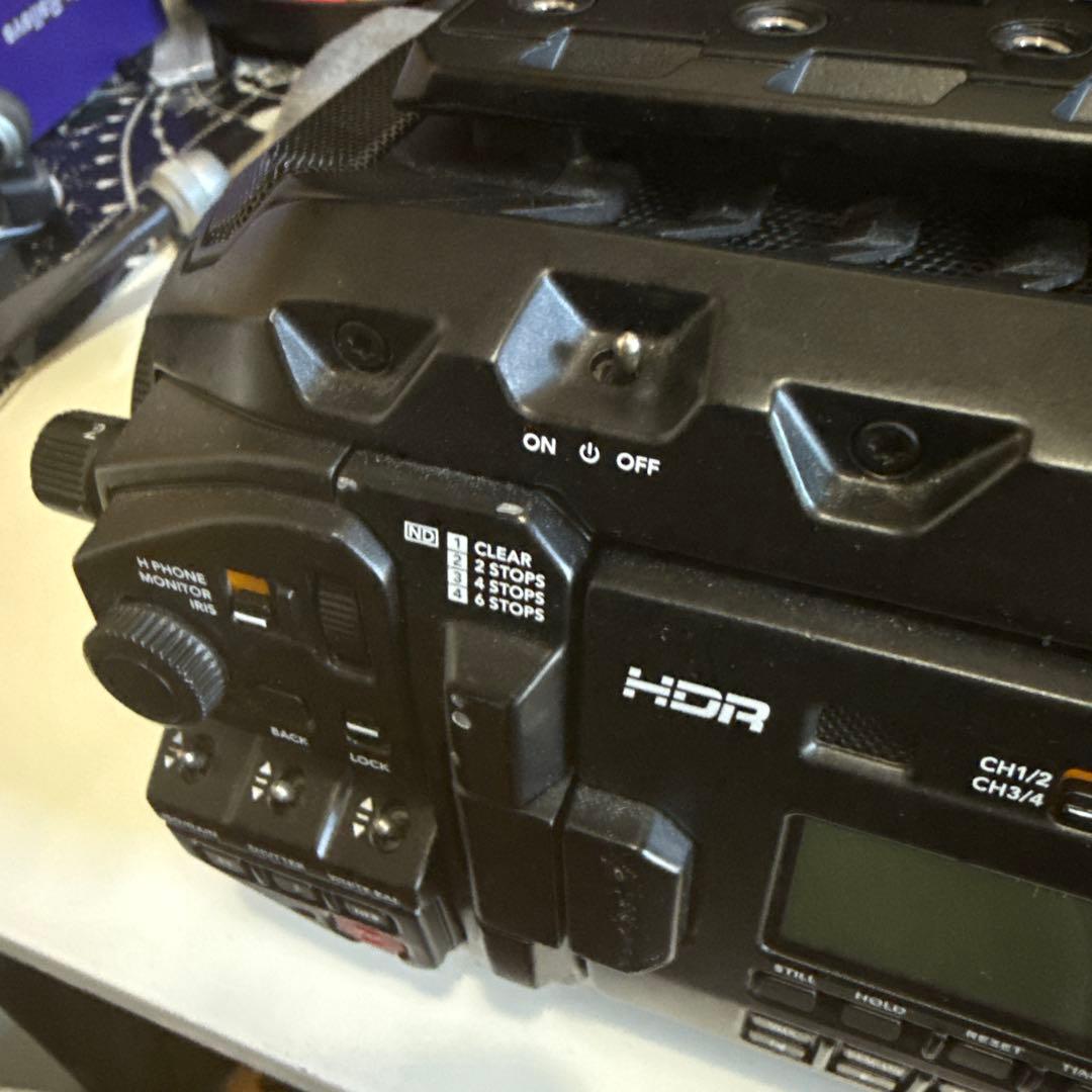 【URSA 12K撮影セット】 CFast512GB×2枚EFマウントVマウント