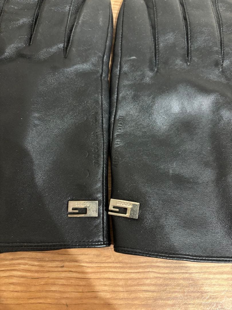 GUCCI グッチ　本革 レザー手袋 ブラック