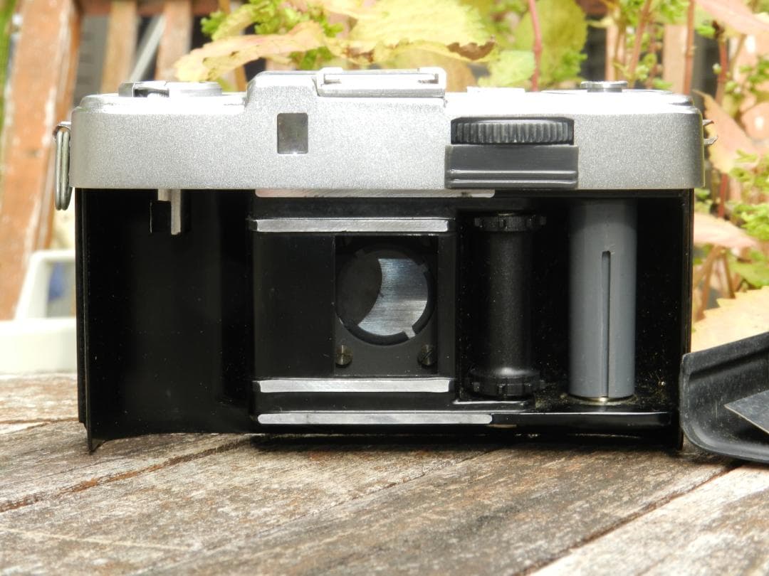 即撮影可　OLYMPUS-PEN ハーフフィルムカメラ　初期型