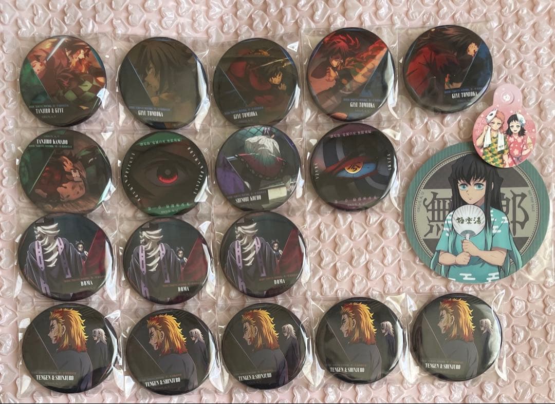 鬼滅の刃　劇場版　無限城編　ものがたる背中　缶バッジ　セット