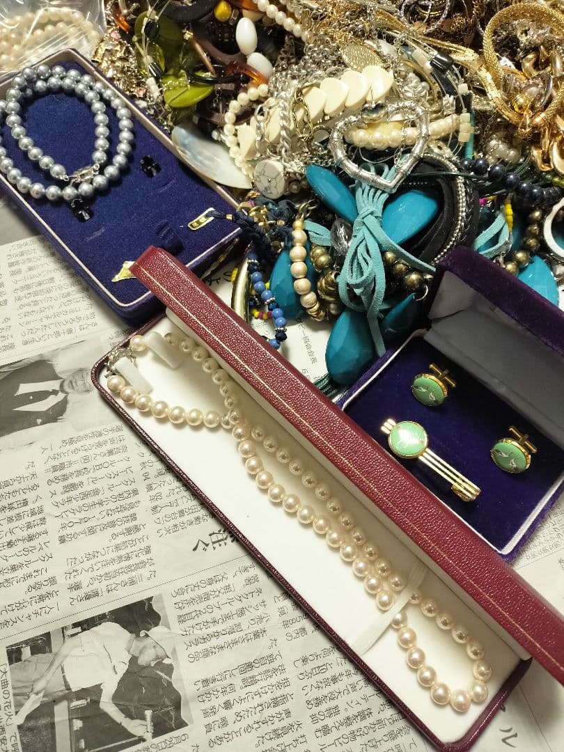 アクセサリーまとめ売り　 遺品、整理品、ジャンク品　約12.2kg