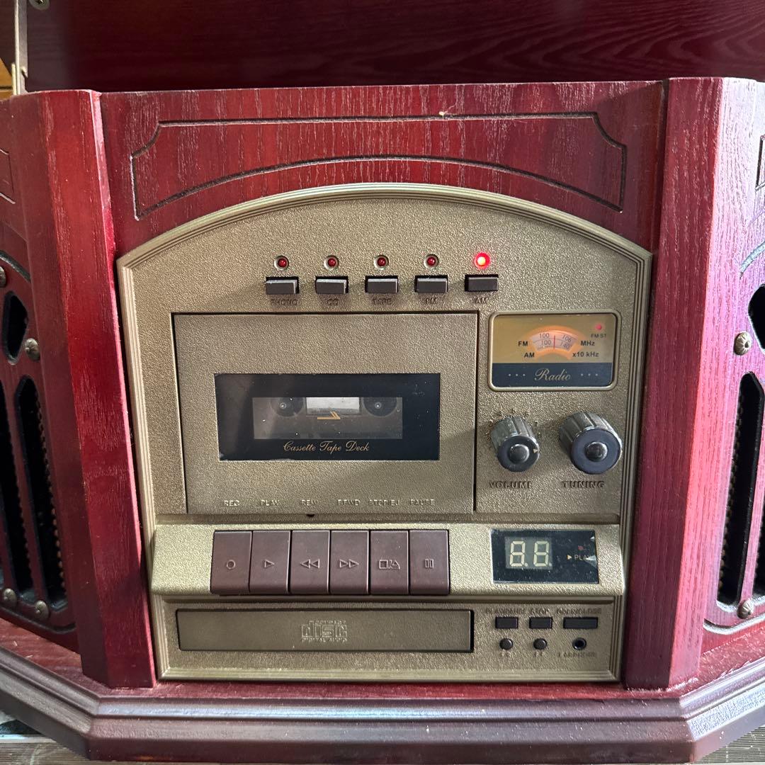 アンティーク調マルチプレイヤー（レコード・ＣＤ・テープ・FM/AMラジオ）