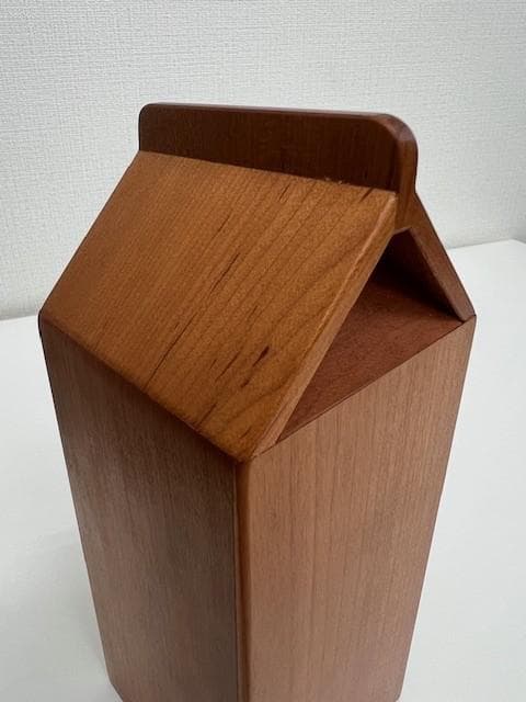 からくり安兵衛　牛乳パック型　新品未使用