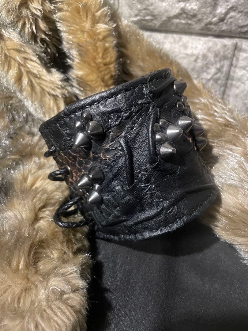 ilyN DPS_005 レザーバングル　kmrii gunda