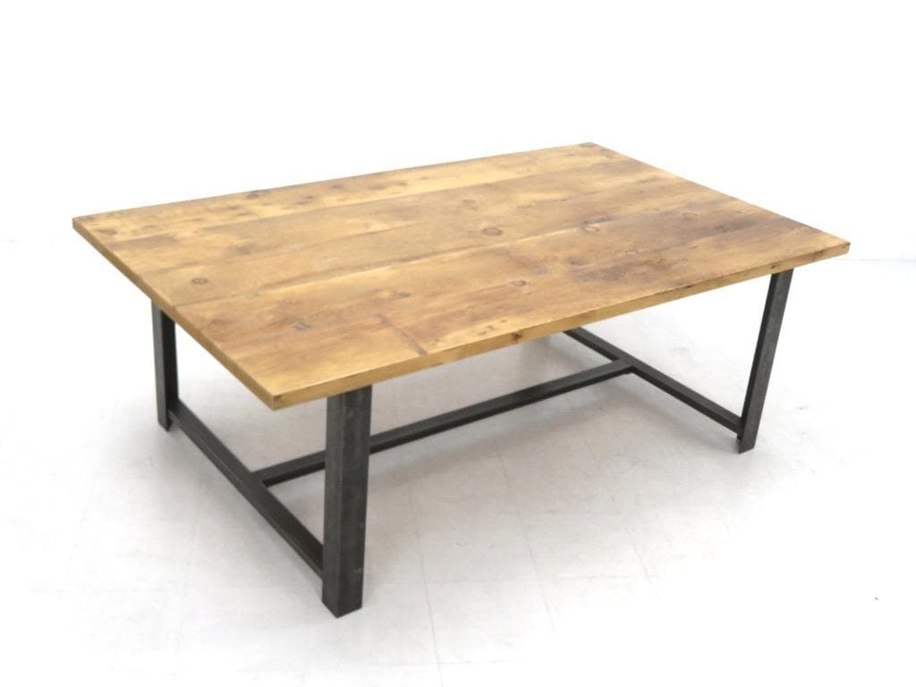 展示品　インダストリアル　無垢材　アイアン　ダイニングテーブル　作業台　カフェ