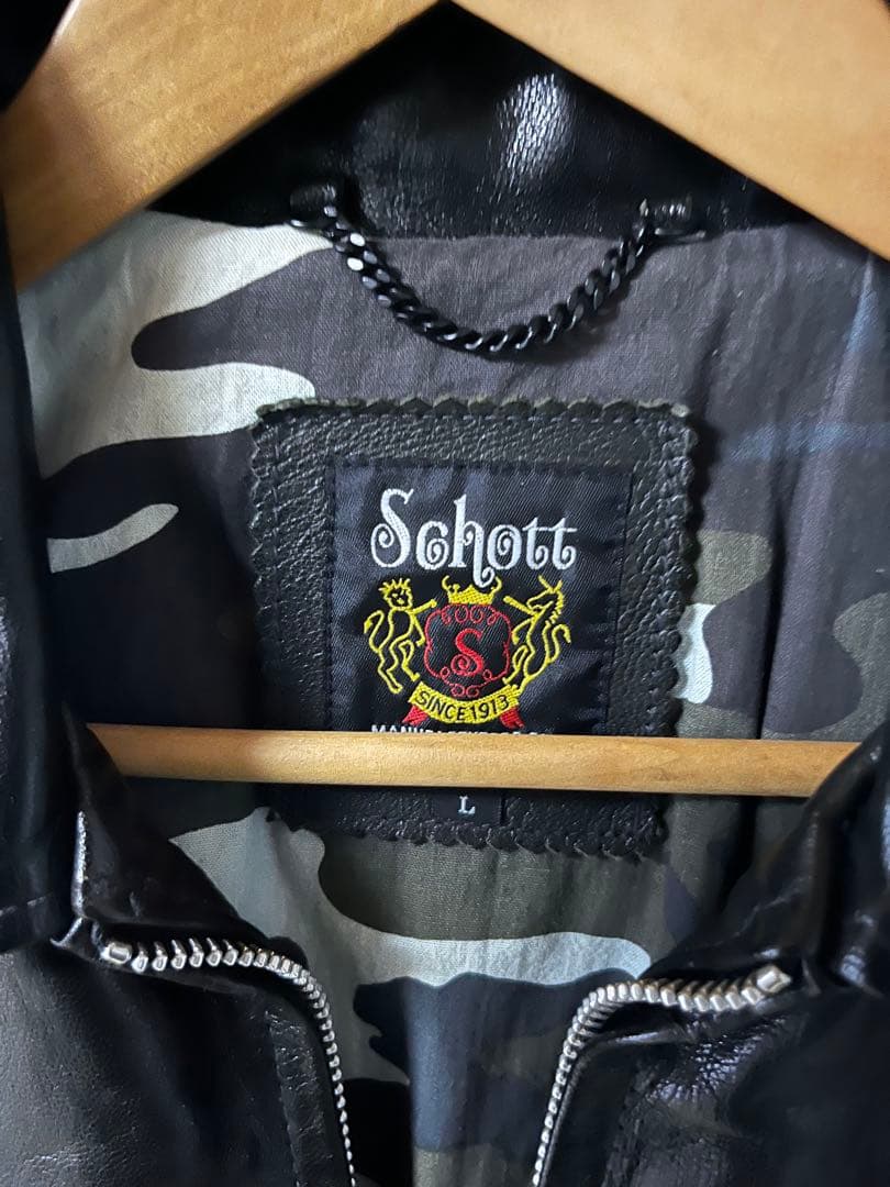 Schott レザージャケット 裏地　迷彩柄