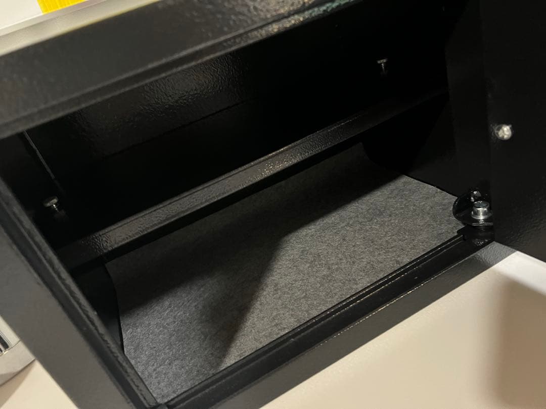 家庭用金庫 小型金庫 キーロック式