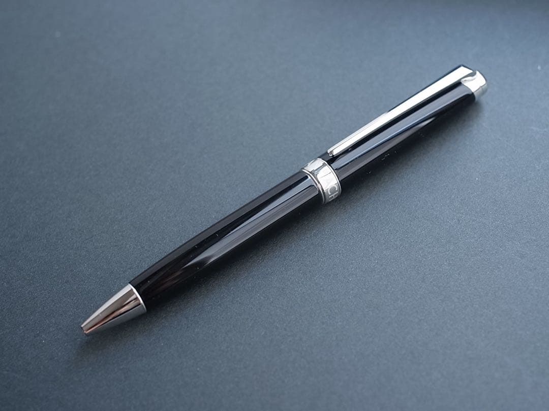 カランダッシュ油性ボールペン レマン　エボニーブラック