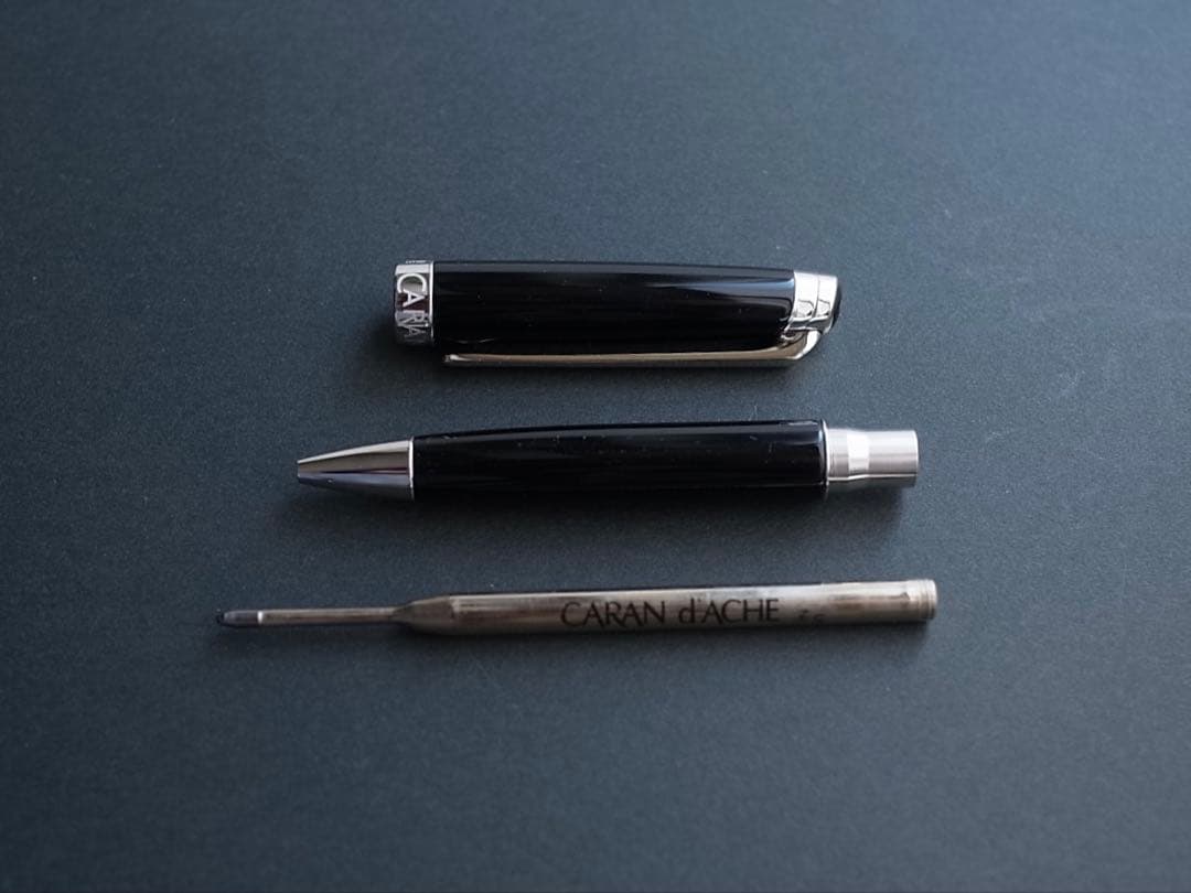 カランダッシュ油性ボールペン レマン　エボニーブラック