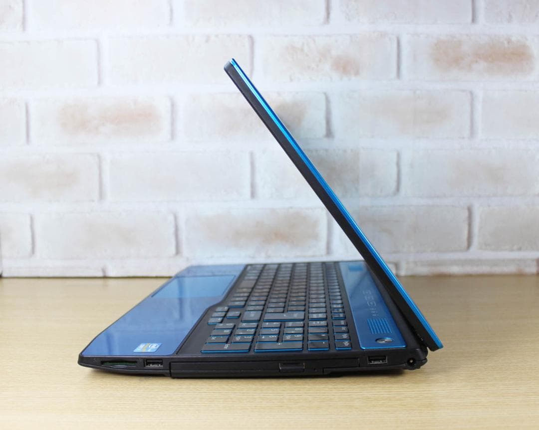 Core i7✨SSD✨メモリ16G ノートパソコン オフィス付き Win11