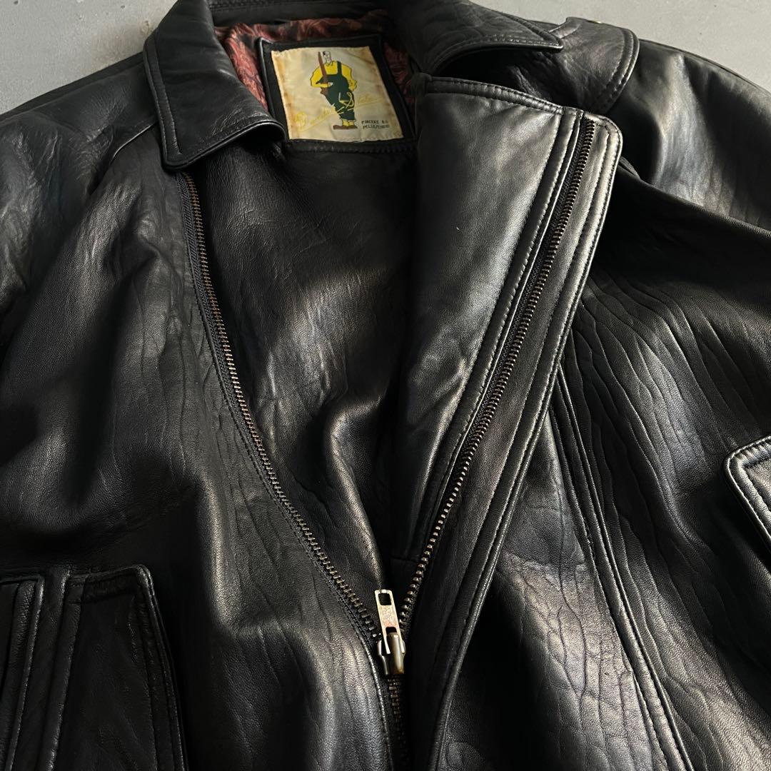 A-2“Wind shield“羊革“短丈“bomber jacket