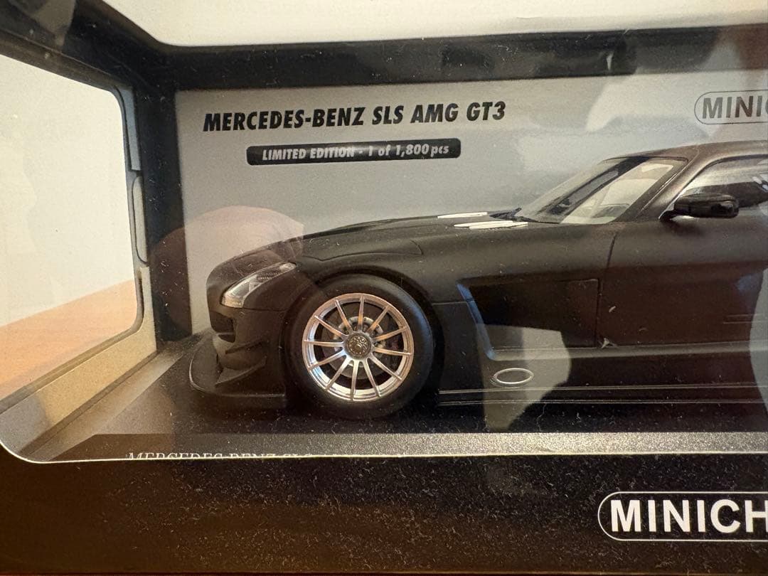 MINICHAMPS メルセデス・ベンツ SLS AMG 1:18