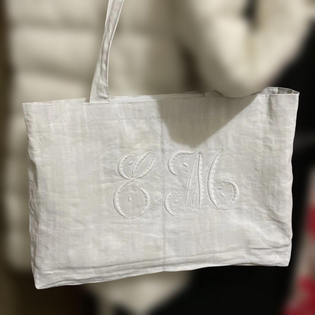 フラアンアンティークリメイク　横型のトートバッグ