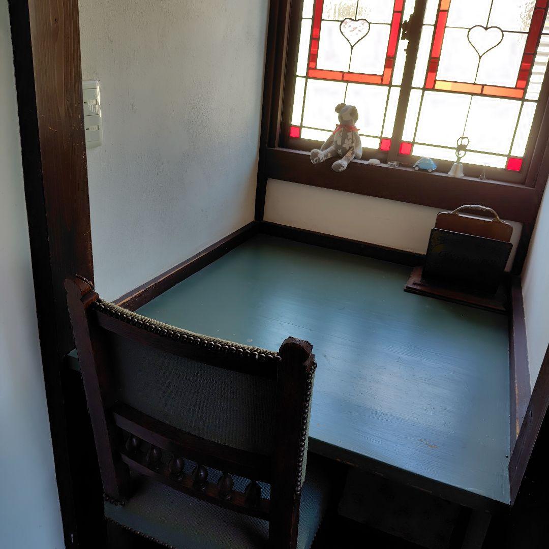 ベルギー　アンティーク　ナポレオン　チェア　プチポワンの椅子