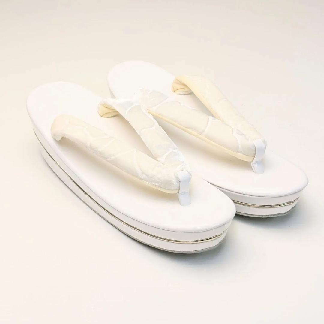 立体ベロア生地 振袖用 草履バッグ セット ホワイト u62