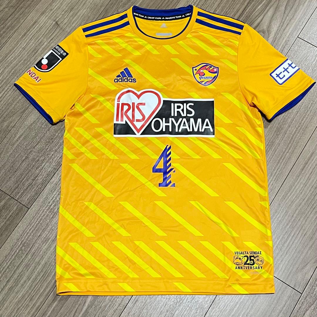 ベガルタ仙台　ユニフォーム　背番号4 HACHI