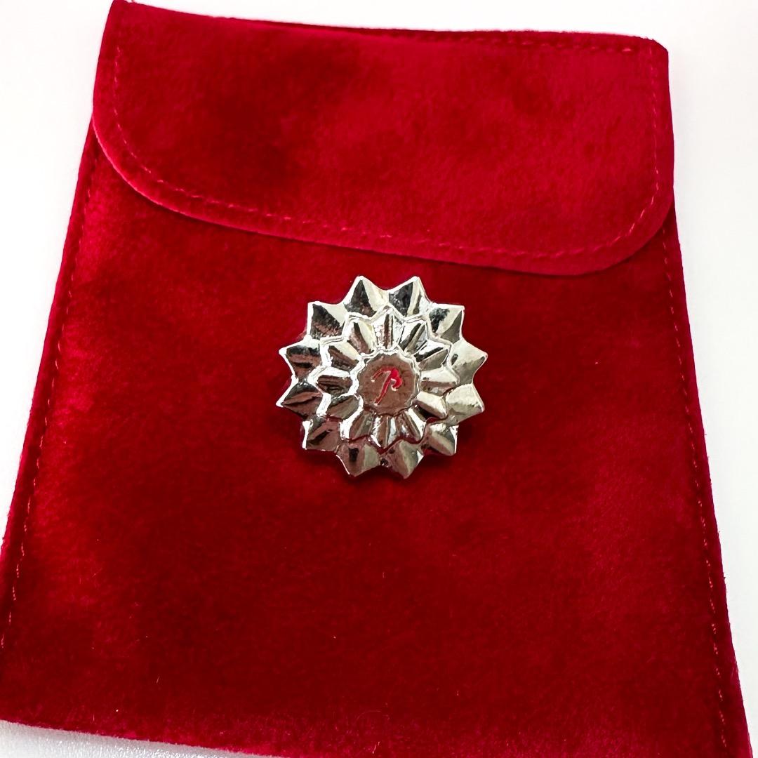 【即配送】バカラ オーナメント 2019 NOEL ゴールド Bロゴ ピン付 箱