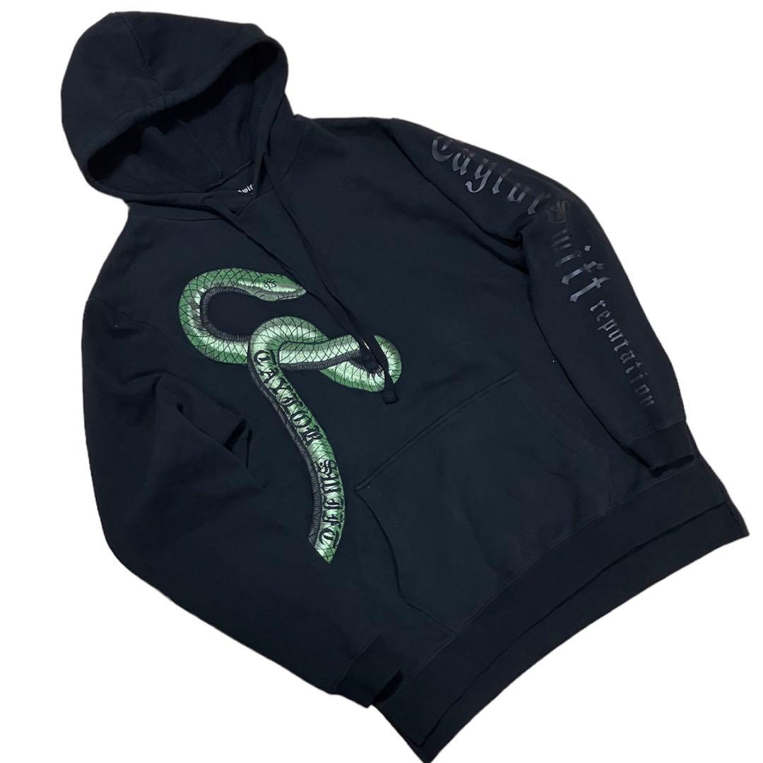 テイラースウィフト着用 Reputation 刺繍 スネーク パーカー テイラー