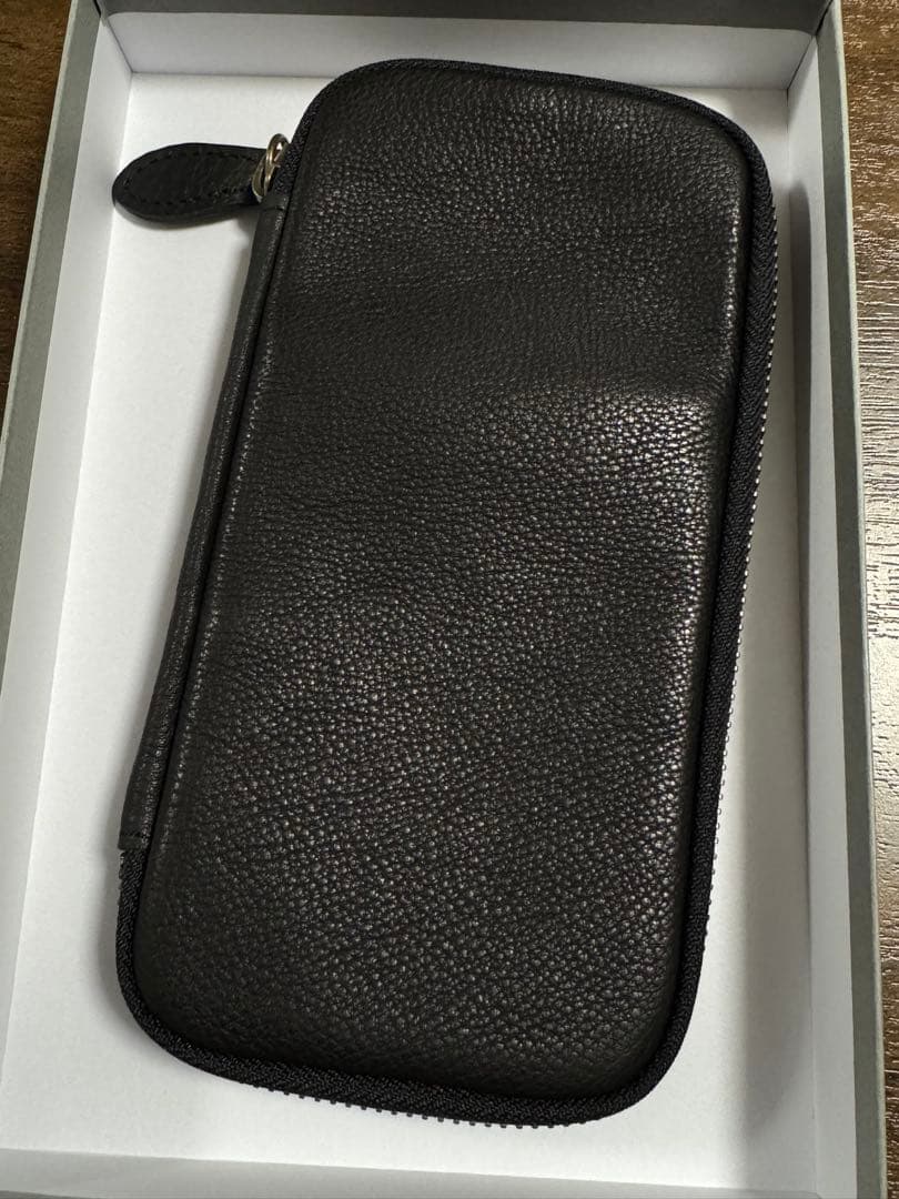 &Liebe ジップペンケース ブラック アンドリーベ ペブルヌメ